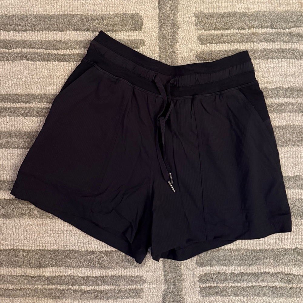 Lululemon Black Dance Studio Shorts Sz 4